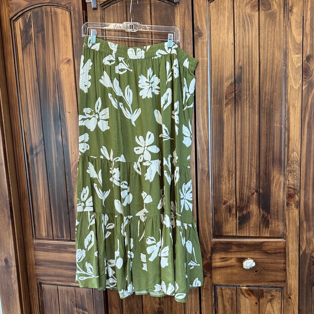 Sonoma Olive and White Floral Tiered Maxi Skirt
